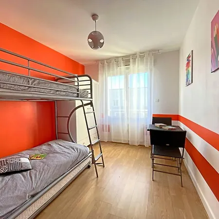 Apartment Spacieux Au Coeur De Berck-plage Avec Balcon Et Parking - Fr-1-646-82